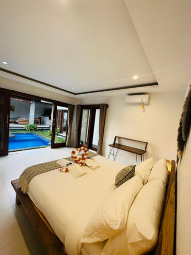 Bedroom 2, De'Huta Villa, Badung