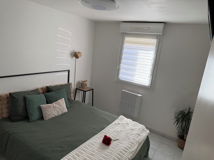 Bedroom 2, Suite Eden Spa, Appart’hôtel bien être , Patio, Pas-de-Calais