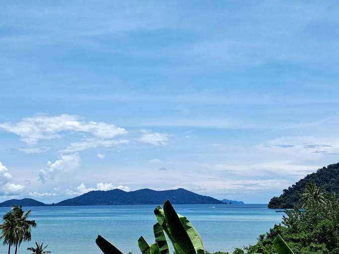 Others 5, Neeno Hut, Koh Chang