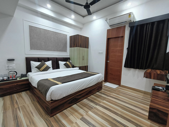 Bedroom 3, CELESTIAL INN, Kaushambi