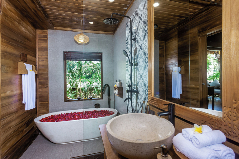 Bathroom 5, Edge of Ubud by GenuineHost, Gianyar
