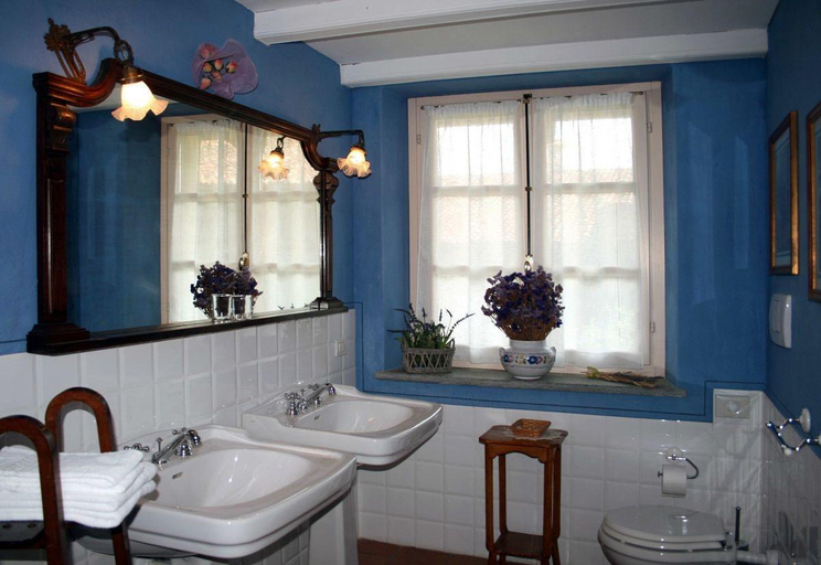 Bathroom 5, Villa Bricco Dei Cogni, Cuneo