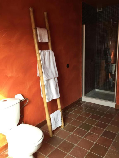 Bathroom 3, B & B Varma Nesto, West-Vlaanderen