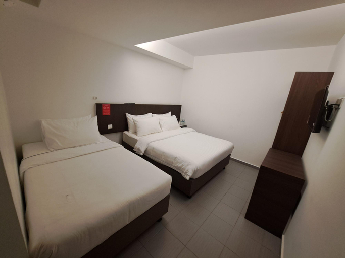 Bedroom 18