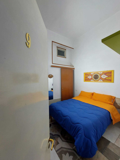 Bedroom 4, B&B Cappotto Civico 48, Napoli