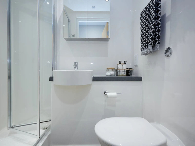 Bathroom 3, Student Only Gulson Gardens, Coventry