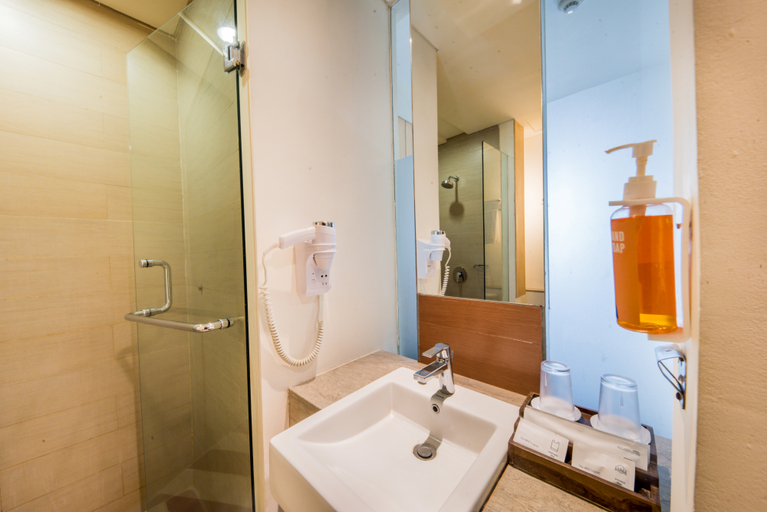 Bathroom 4