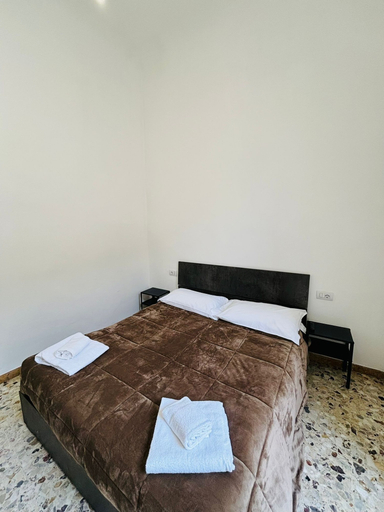 Bedroom 4, Prime Rooms Verdi, Florence