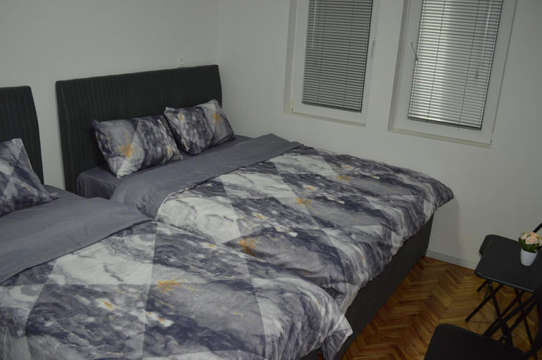 Others 4, Apartman 4 Jovanovski