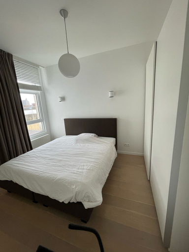 Room 4, La Petite For t Design Flat in Antwerp City, Antwerpen
