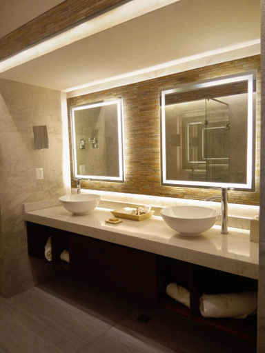 Bathroom 5, Casa de la Asuncion, Del Centro