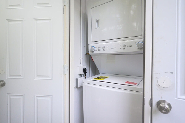 Room 3, Beautiful And Comfortable Apt in Victoria Park, Broward