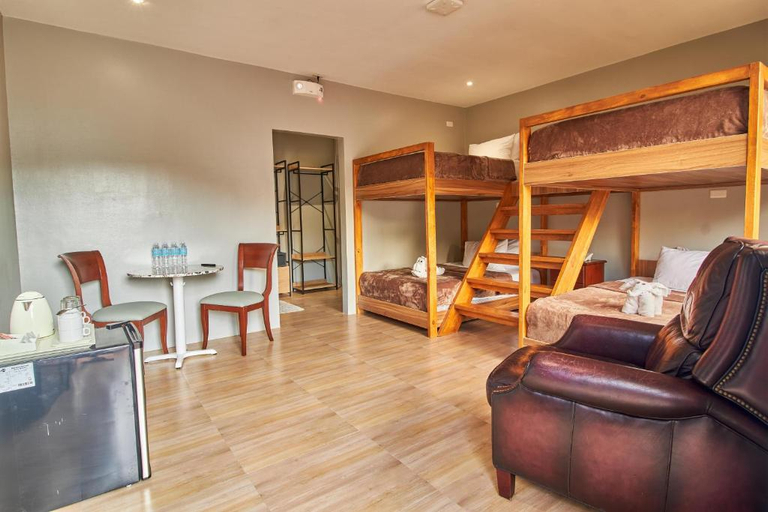 Others 5, 1521 Mactan Resort, Lapu-Lapu City
