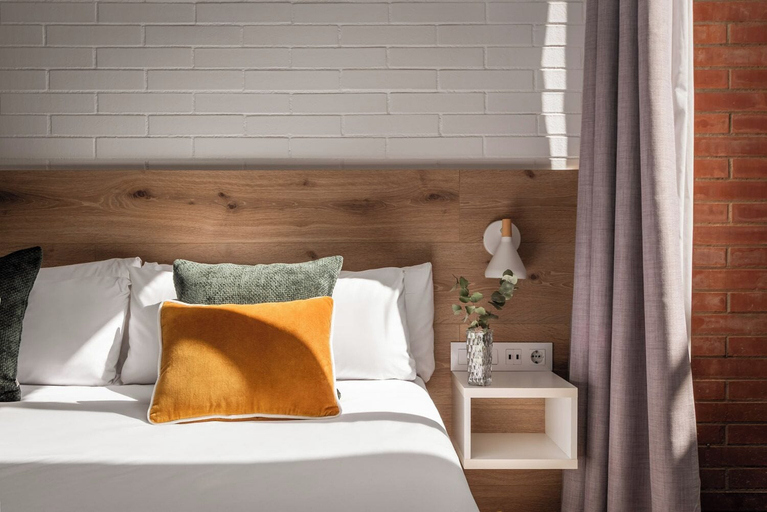 Bedroom 4, BYPILLOW House, Barcelona