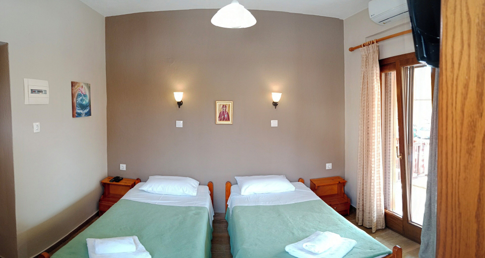 Bedroom 5, Prosforio Rooms, Central Macedonia