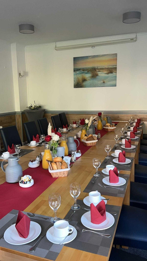 Food & Drinks 5, Harrier Hof, Wesermarsch