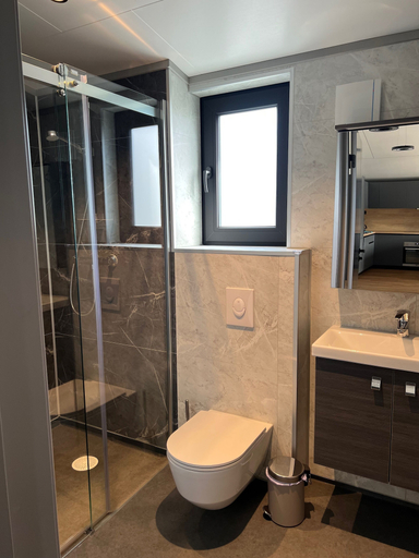 Bathroom 3, Nothaugen AS, Aure