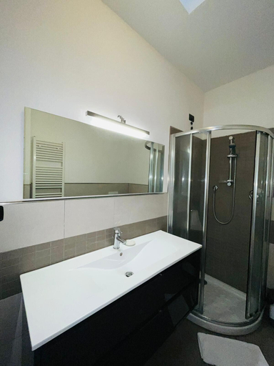 Bathroom 5, Nice Residence, Florence