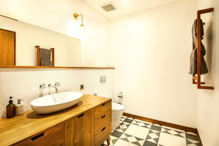 Bathroom 3, Bodhisatva, Badung