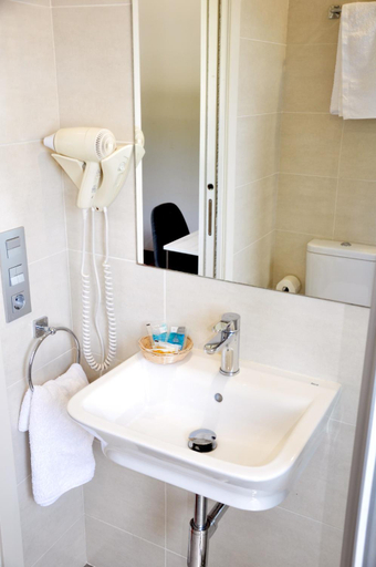 Others 5, Hostal Paz, Pontevedra