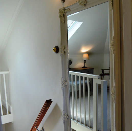 Public Area 3, Lythgo's Row Colonial Cottages, Brighton