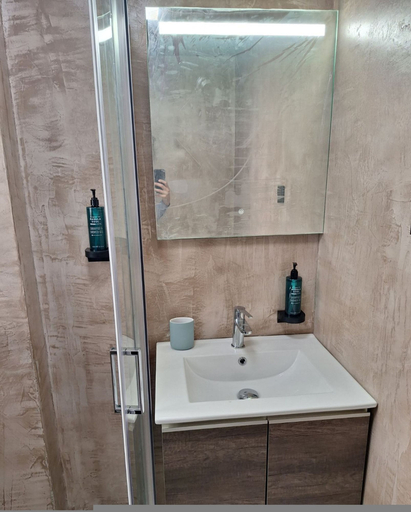 Room 2, Kolonaki Prime Location Luxurius Flat, Attica