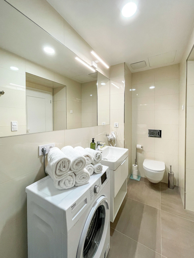 Bathroom 3, Rašínovo nábřeží - Riverside Residence, Praha 5