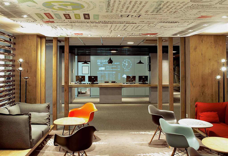 Public Area 4, ibis Paris Porte d'Orléans, Hauts-de-Seine