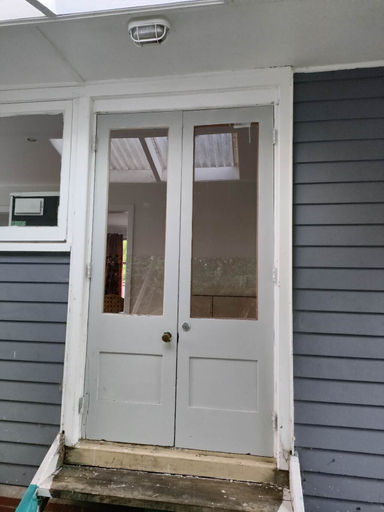 Exterior & Views 2, 3 Bedroom Garden Chalet A, Waitakere