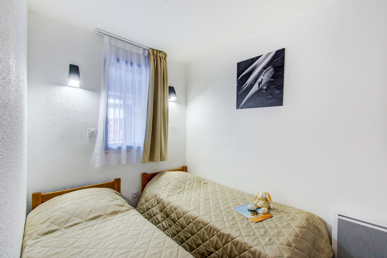 Bedroom 5, Vacancéole - Le Privilège, Hautes-Pyrénées