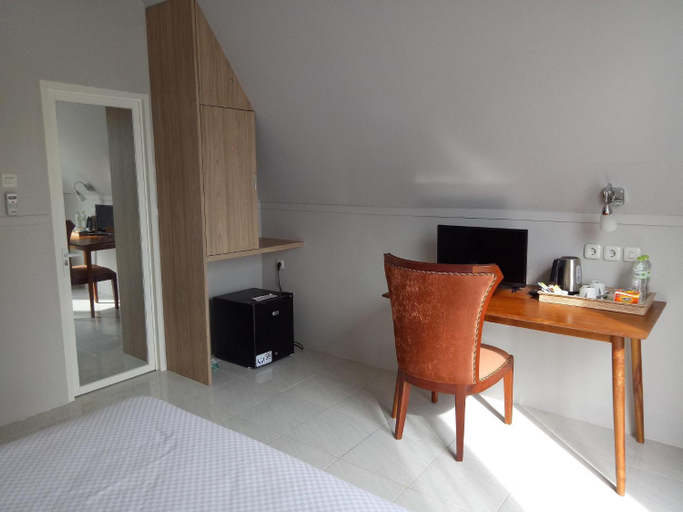 Others 5, Seaside Villa & Muse Beach Resto, Jepara