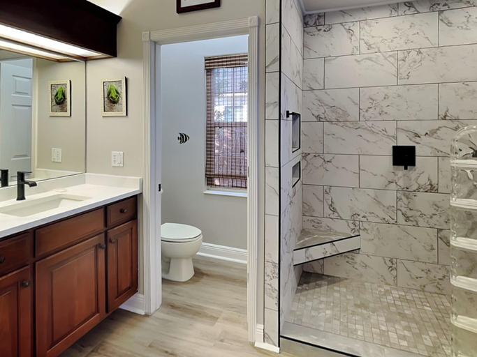 Bathroom 4, Seas the Day by Distinctive Beach Rentals, Flagler