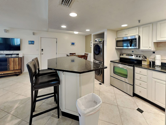 Others 5, Beachcomber by Distinctive Beach Rentals, Duval