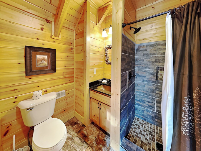 Bathroom 4, Simply Unforgettable by Jackson Mountain Rentals, Sevier
