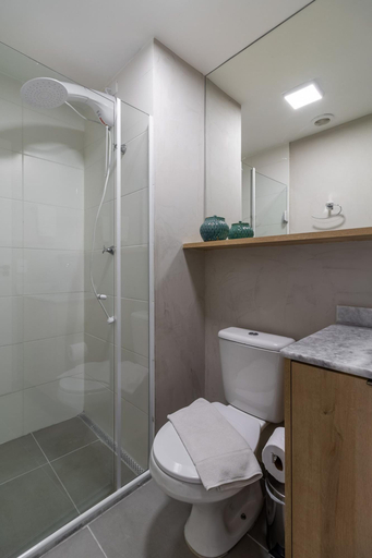 Room 2, Sa1342-512 in S o Paulo, São Paulo