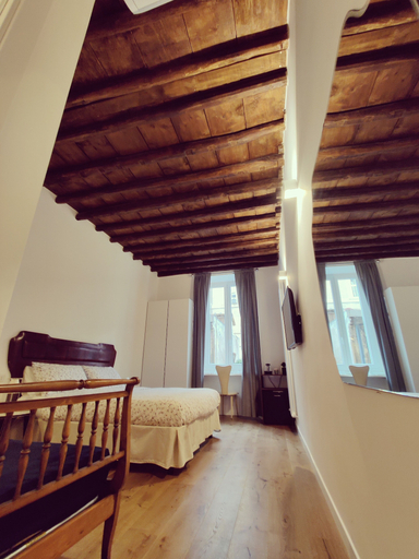 Bedroom 5, Roman Forum Rooms, Roma