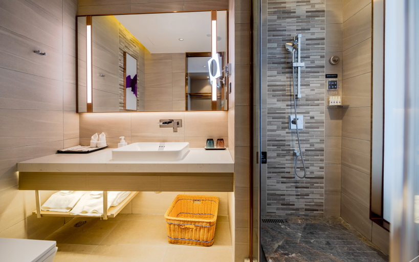 Bathroom 3, Lavande Hotel Dongguan Shipai, Dongguan