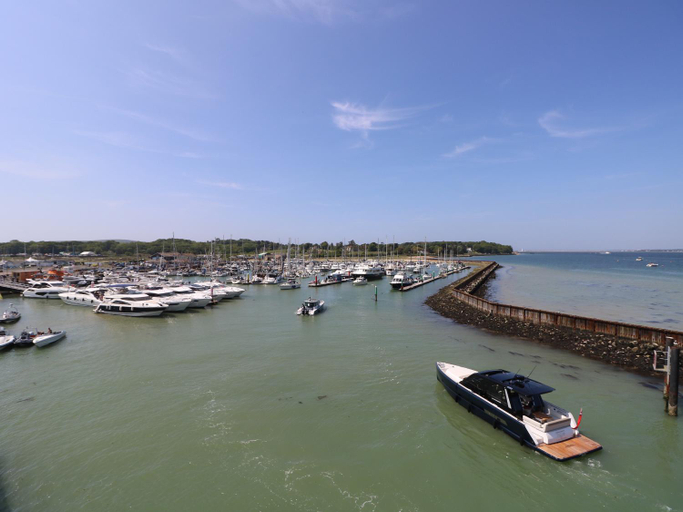 Others 5, 1 Star Cottages, Isle of Wight