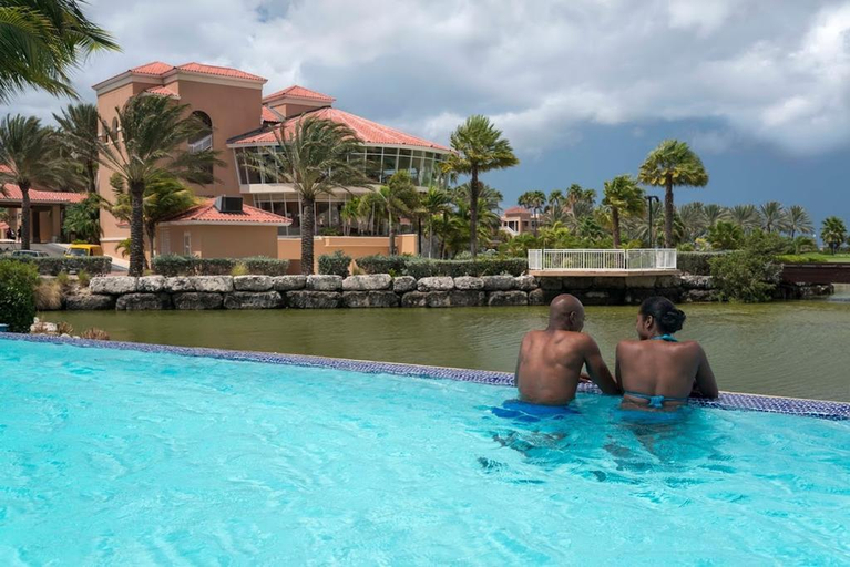 Sport & Beauty 2, Divi Village Golf & Beach Resort