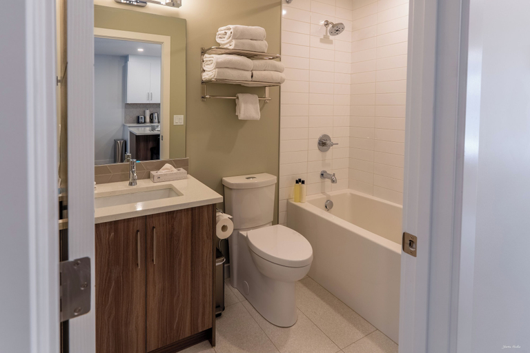 Bathroom 3, Skyridge 401 by Canmore Premier, Division No. 15