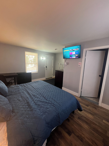 Others 5, Nest Inn, Jefferson