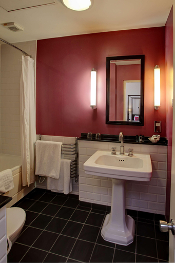 Bathroom 4, Best Western Plus Angel Hotel, Wiltshire