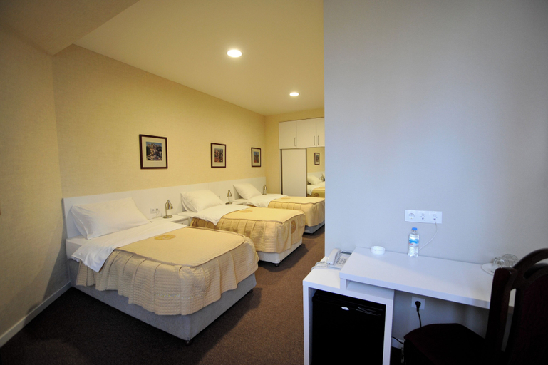 Others 5, Hotel Zp, Tbilisi