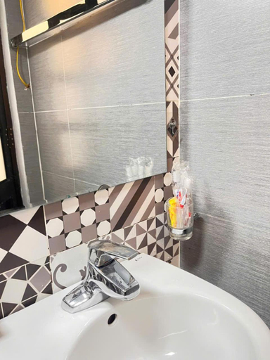 Bathroom 2, Okaeri Homestay, Hoàn Kiếm