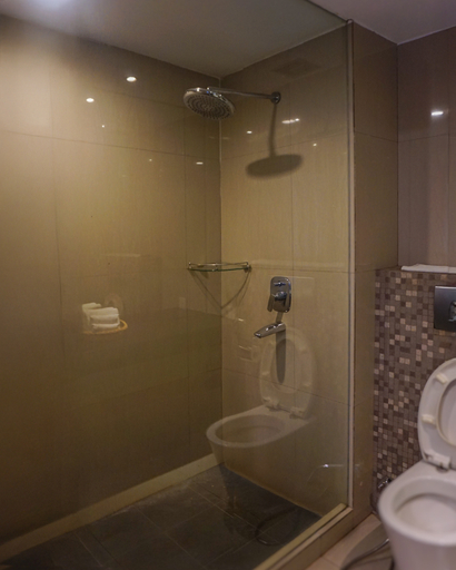 Bathroom 5
