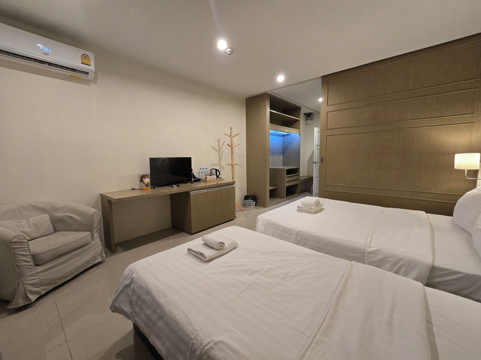 Bedroom 14