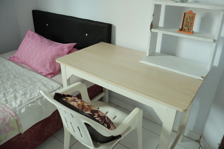 Bedroom 4, Chrisma Bed and Breakfast, Tomohon