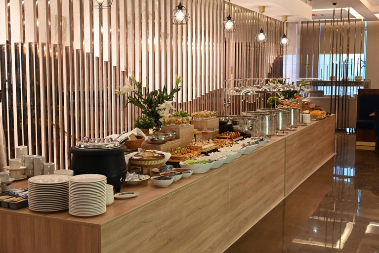 Food & Drinks 5, Green Park Hotel, Doha