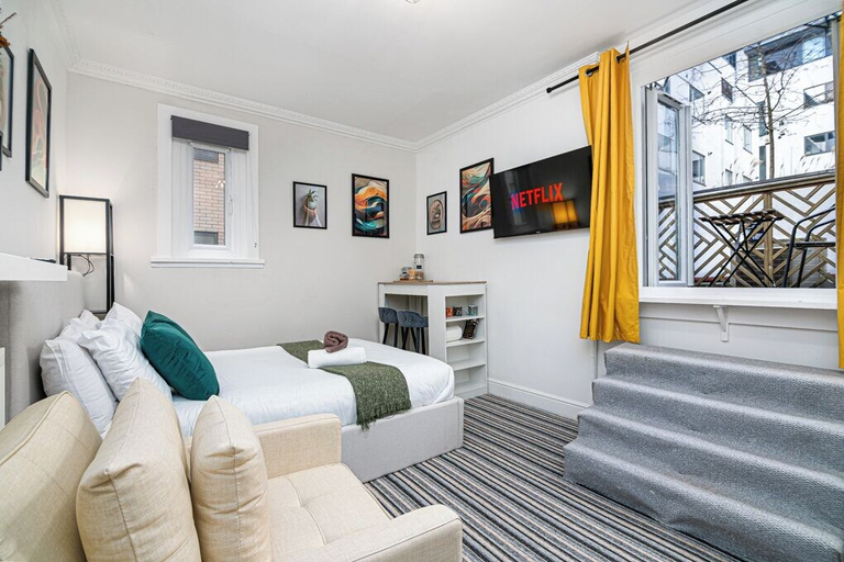 Bedroom 2, Highbury & Islington Hub, London