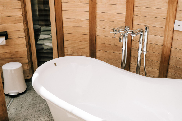 Bathroom 4